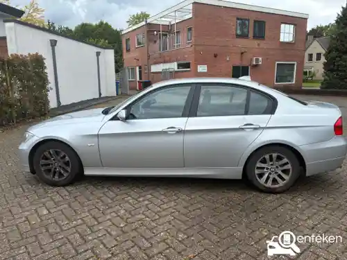 BMW 318i 2007