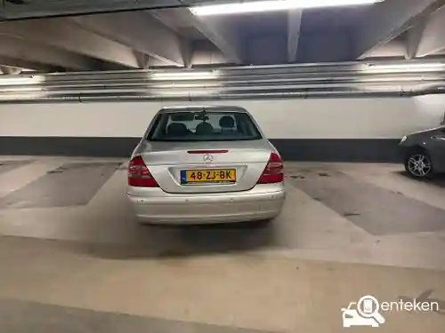 Mercedes-Benz E 240 2003