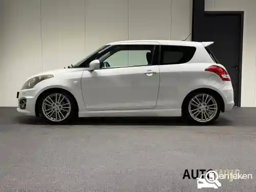 Suzuki Swift Sport 1.6 2013