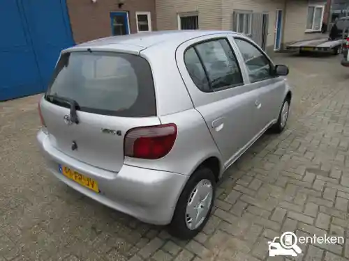 Toyota Yaris 1.3 2000