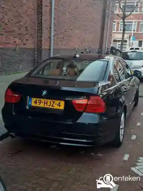 BMW 320i 2009