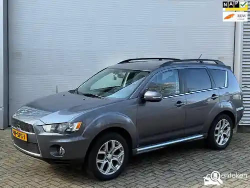 Mitsubishi Outlander 2.0 2011
