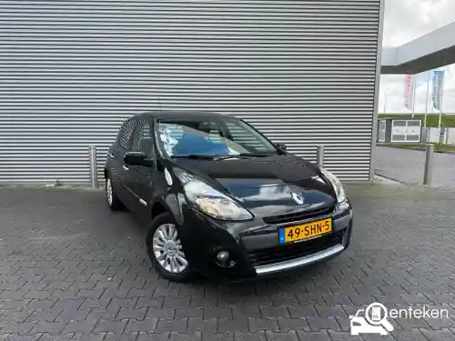 Renault Clio TCe 100 2011