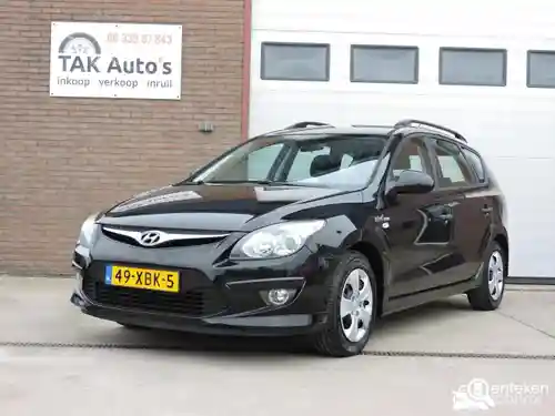 Hyundai i30 cw 1.4 blue 2012
