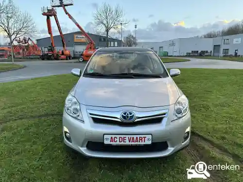 Toyota Auris 1.8 Hybrid 2012