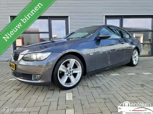 BMW 320i Coupé 2008