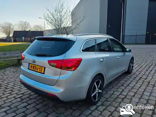 KIA cee´d Sportswagon 1.6 GDI ISG 2013