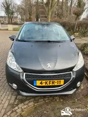Peugeot 208 1.2 PureTech 82 2013
