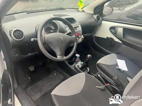 Peugeot 107 1.0 68 2013