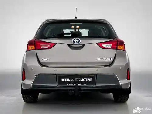 Toyota Auris 1.8 Hybrid 2013