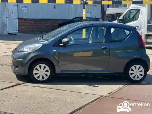 Peugeot 107 1.0 68 2013