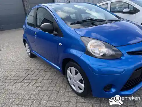 Toyota Aygo 1.0 2013