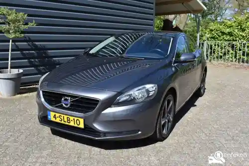 Volvo V40 T3 2013