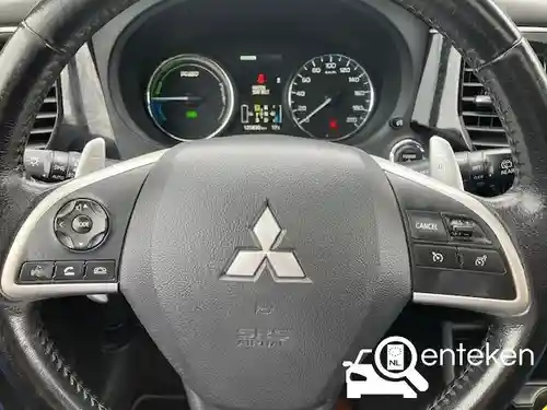 Mitsubishi Outlander 2.0 Plug-In Hybrid 2013