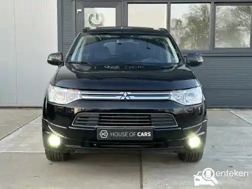 Mitsubishi Outlander 2.0 Plug-In Hybrid 2013