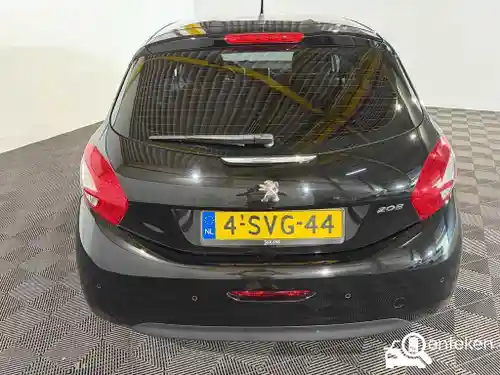 Peugeot 208 1.2 PureTech 82 2013