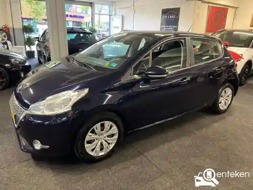 Peugeot 208 1.2 PureTech 82 2013