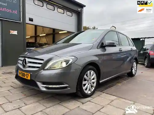 Mercedes-Benz B 180 2014