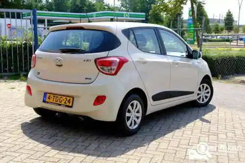 Hyundai i10 1.0 blue 2014