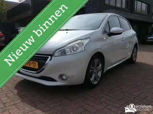 Peugeot 208 1.2 PureTech 82 2014