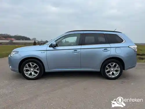 Mitsubishi Outlander 2.0 Plug-In Hybrid 2014