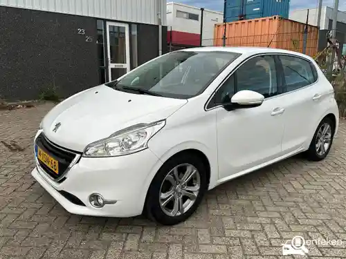 Peugeot 208 1.2 PureTech 82 2014