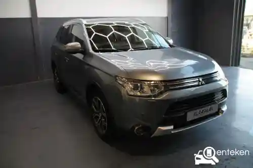 Mitsubishi Outlander 2.0 Plug-In Hybrid 2014