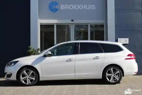 Peugeot 308 SW PureTech 130 2015