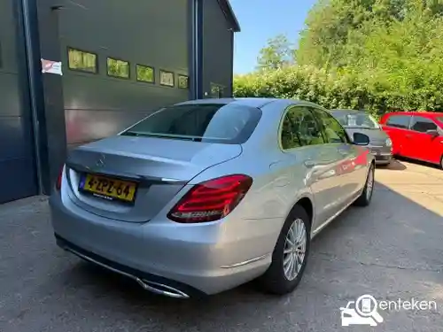 Mercedes-Benz C 180 2015