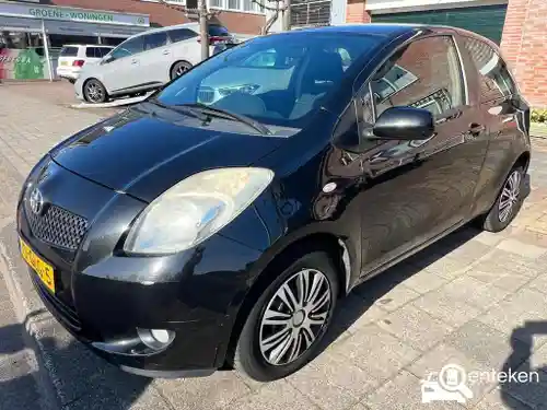 Toyota Yaris 1.3 2008