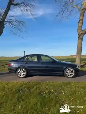 BMW 320i 2001