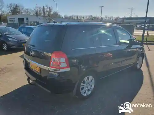 Opel Zafira 2.2 direct 2009