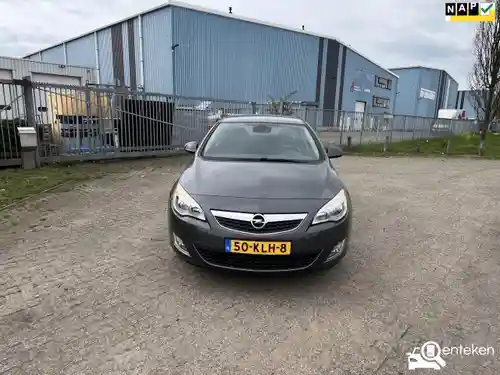 Opel Astra 1.6 2010