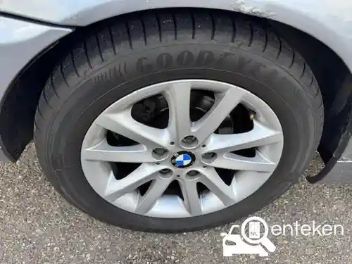 BMW 318i Touring 2003