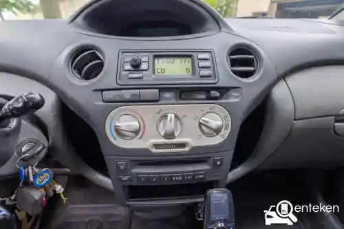Toyota Yaris 1.3 2004
