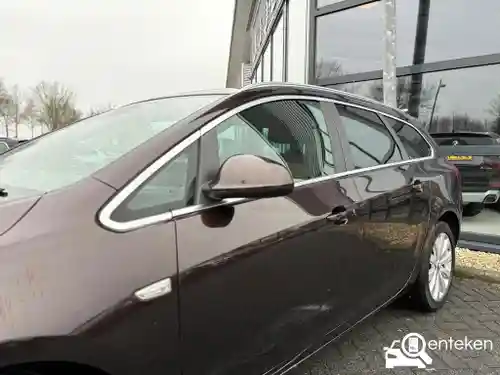 Opel Astra Sports Tourer 1.4 Turbo 2012