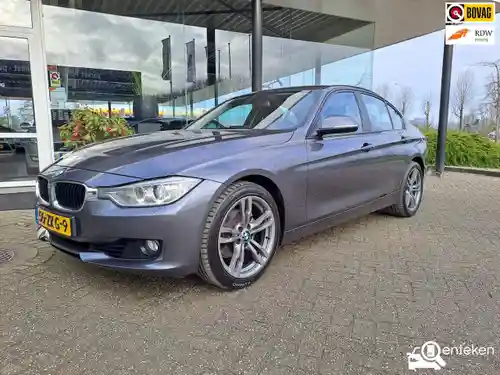 BMW 320i 2012