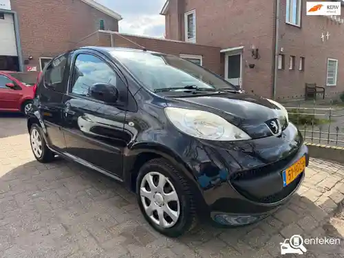 Peugeot 107 1.0 70 2008