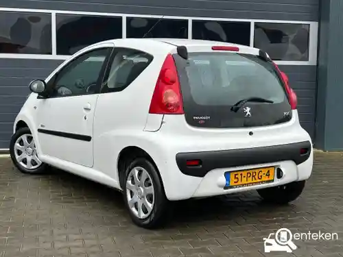 Peugeot 107 1.0 70 2011