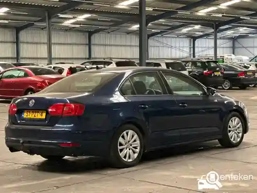 VW Jetta 1.2 TSI BMT 2011