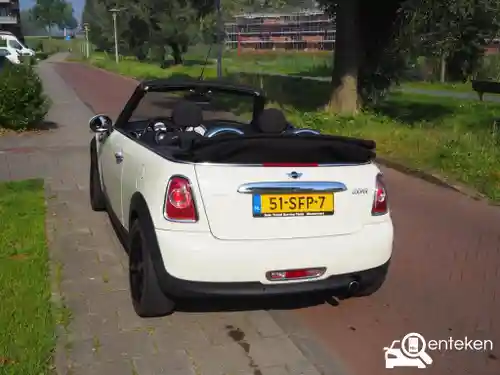 MINI Cabrio Cooper 2011