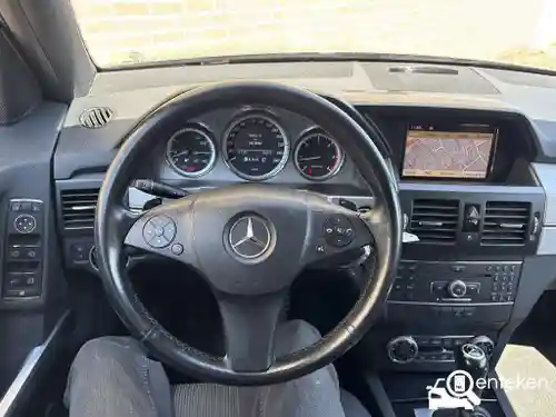 Mercedes-Benz GLK 200 CDI BlueEFFICIENCY 2011
