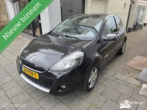 Renault Clio TCe 100 2011
