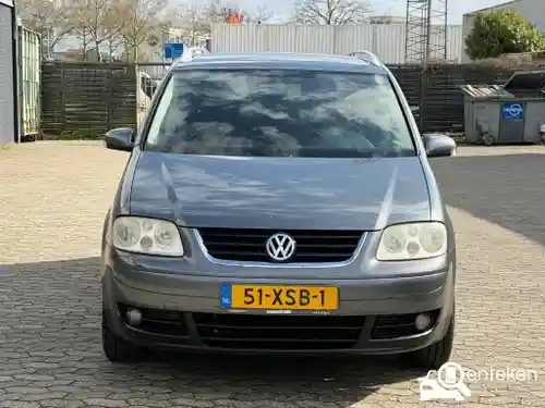 VW Touran 2.0 FSI 2004