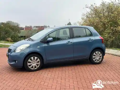 Toyota Yaris 1.3 2008