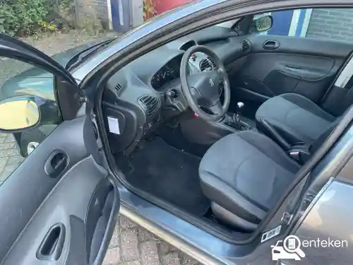 Peugeot 206 75 2008