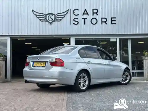 BMW 318i 2008