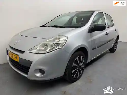 Renault Clio 1.2 16V 75 2009