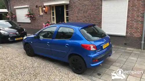 Peugeot 206 75 2010