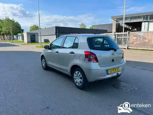 Toyota Yaris 1.0 2011